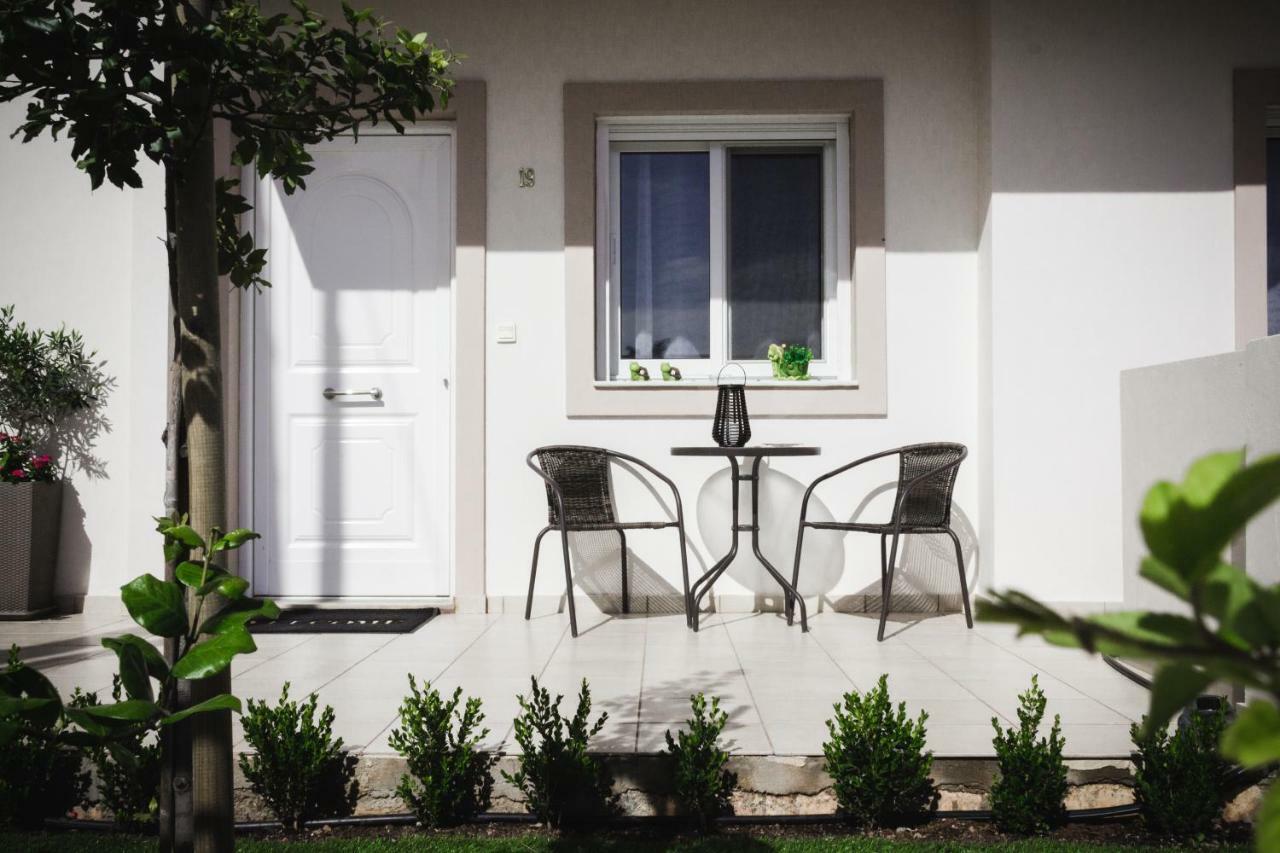 Milo Luxury House -Free Airport Pick Up-10Min Drive Villa Markópoulon Buitenkant foto
